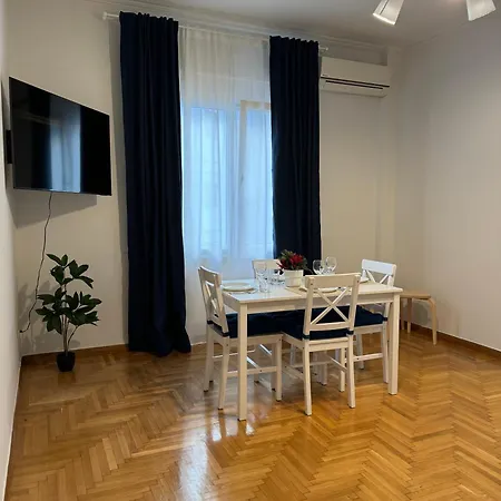 Urban Oasis Apartment Athens